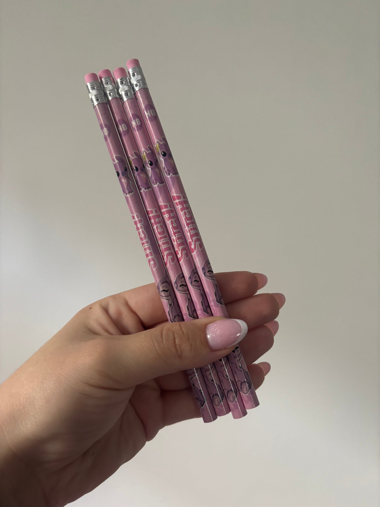 Crayons Stitch &  Angèle